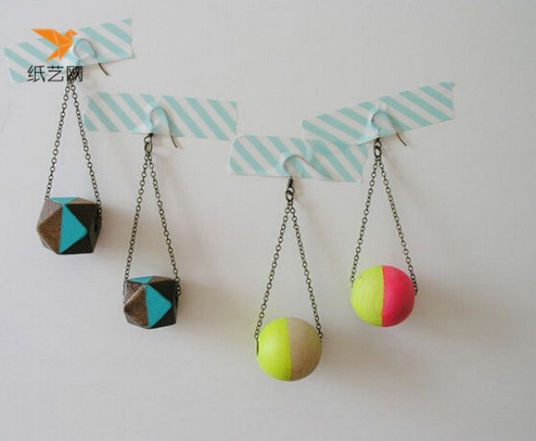 Beautiful earrings DIY hand-painted tutorial