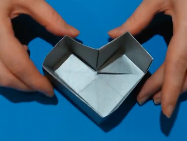 Simple origami heart box handmade origami video tutorial