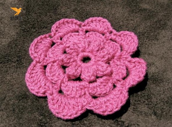 Beginners of crochet must learn how to use needles