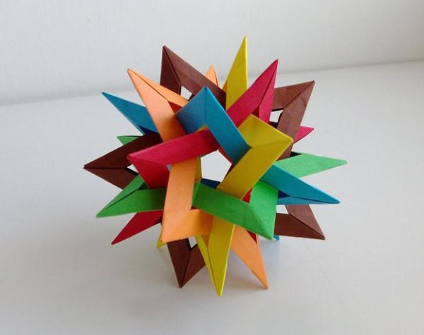 Six crossed five-pointed star origami pattern tutorial - Francesco Mancini