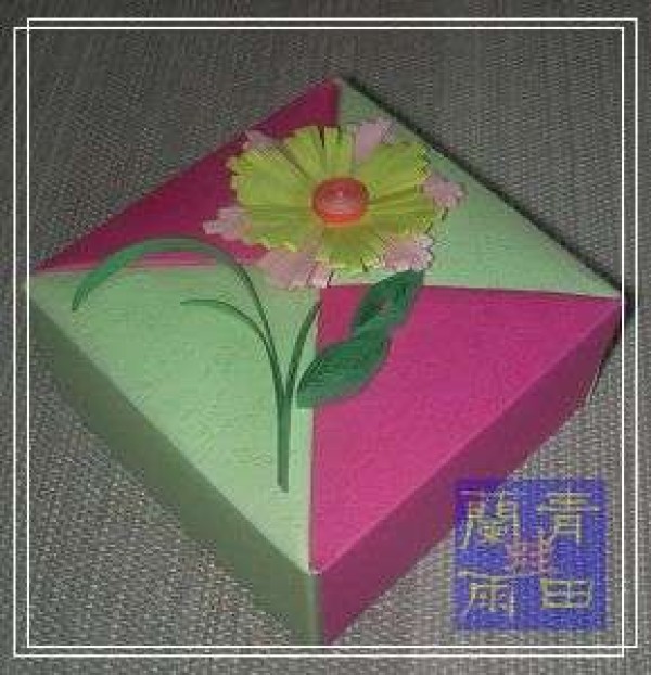 Qingtian orchid tree frog’s exquisite paper box