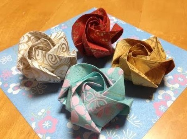 A complete collection of rose folding methods - Double spiral delicate origami rose. Handmade origami flower tutorial.