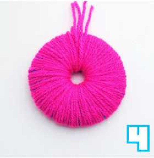 Crochet-detailed tutorial on making yarn ball bouquet