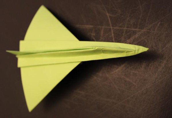 Paper Plane Origami Encyclopedia teaches you how to fold the F-102 Delta Sword jet origami fighter jet