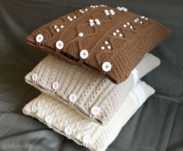 The best choice for decorating your room for Christmas is handmade needlework or crochet sofa cushion covers