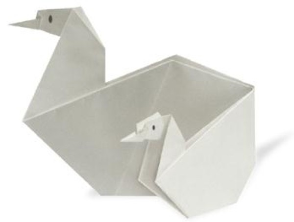 Childrens origami tutorial for mother swan and baby