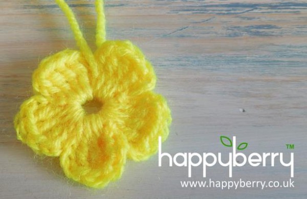 Teach you step by step how to make simple crochet flowers