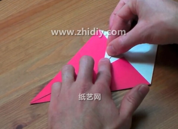 Simple origami tutorial for children to make origami resting little duck