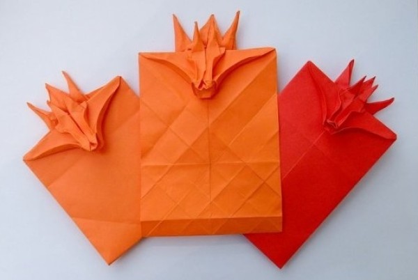 Illustrated origami tutorial for the Year of the Dragon red envelope - Origami Abu