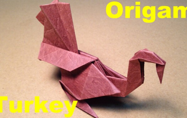 Thanksgiving handmade origami guide teaches you how to make a handmade origami turkey