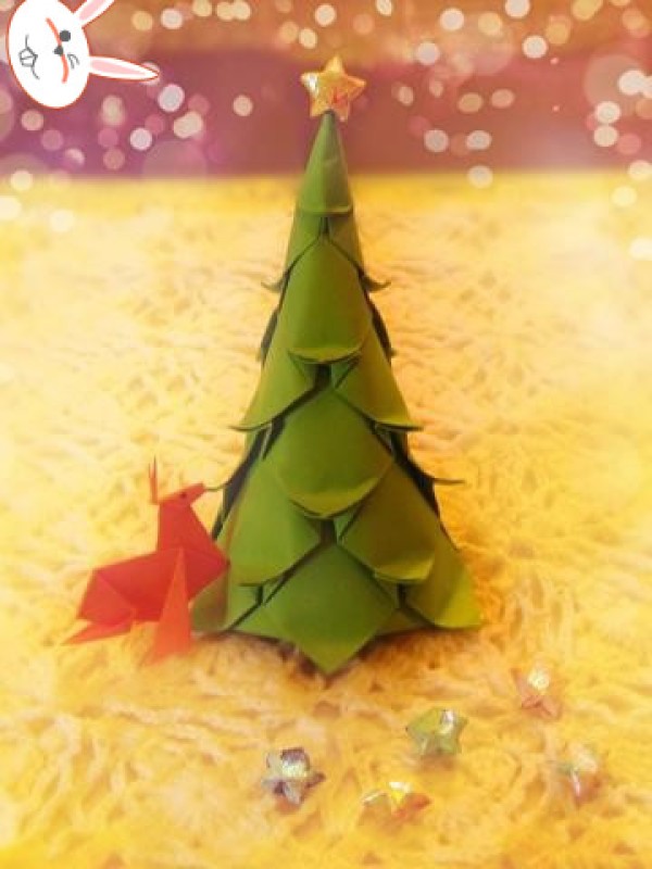 Christmas handmade origami Christmas tree illustrated tutorial—the best Christmas gift