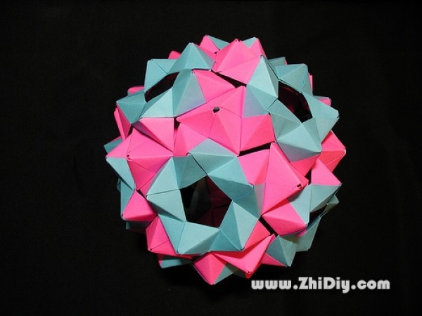 Model origami tutorial—truncated cube [large picture]