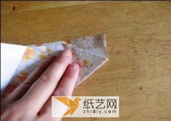 Making rice dumplings for Dragon Boat Festival. How to make origami rice dumplings.