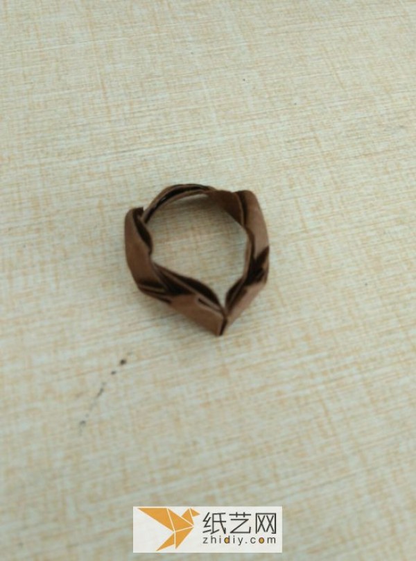 Origami heart-shaped rings are the perfect Valentine’s Day gift