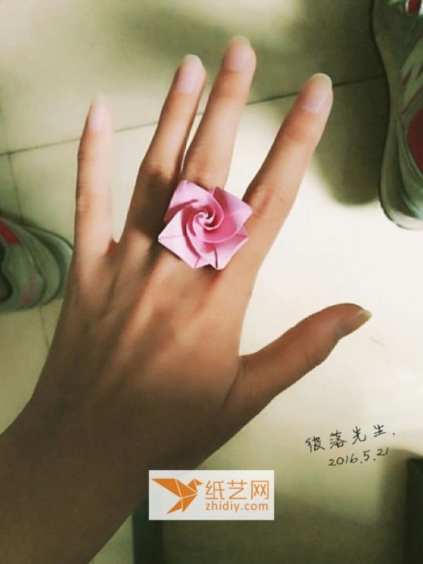 Origami Rose Ring Step-by-Step Illustrated Tutorial (Translated)