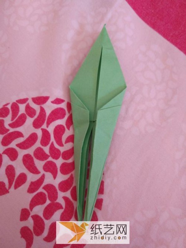 What should I do if I don’t know how to make origami cranes? This detailed tutorial can save you