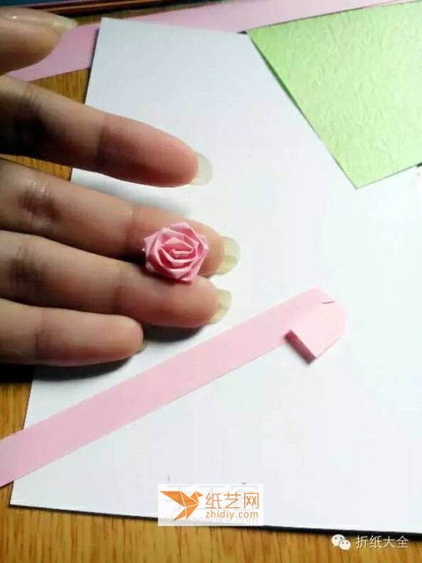 A super simple origami rose that everyone can make (tutorial)