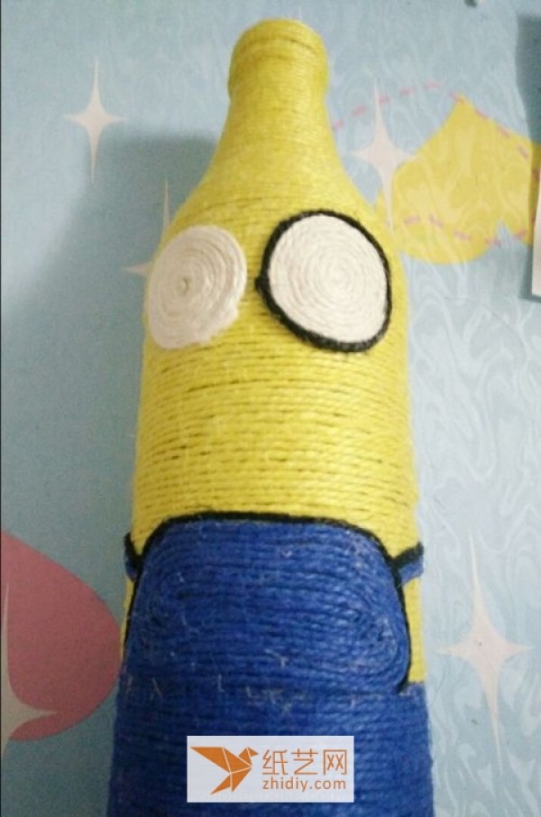 The DIY minion vase that turns waste into treasure is a good New Year gift