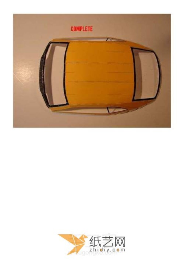 The making process of the cool Bumblebee sports car paper model