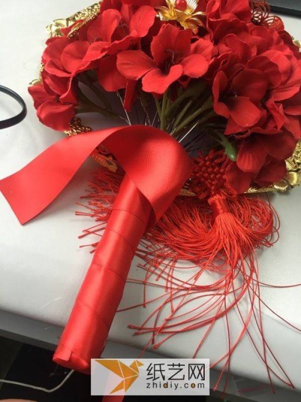 DIY classical bouquet for Chinese wedding, suitable as a wedding gift for friends