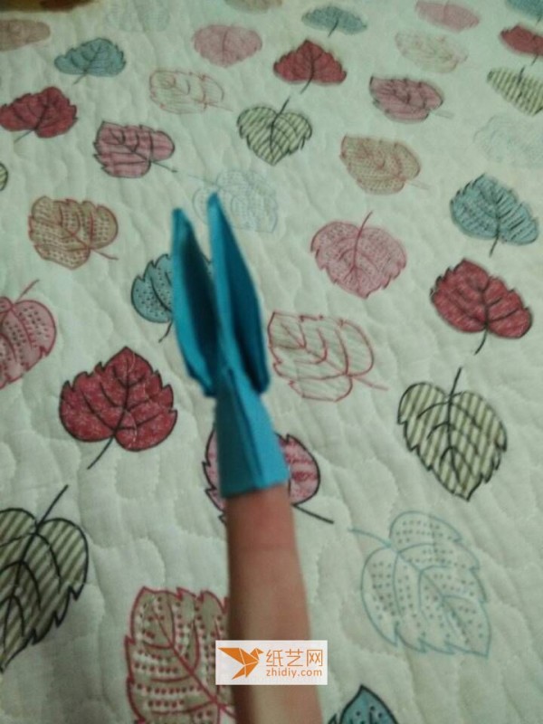 Tutorial on how to make cute origami bunny finger cots