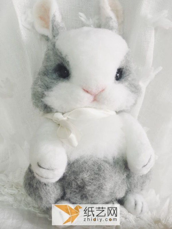 How to make a complete bunny out of wool felt Tutorial on adding joints to wool felt animals