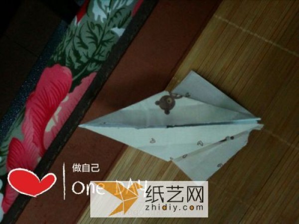 Basic origami paper crane folding method