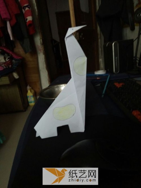 Childrens Day gift origami giraffe