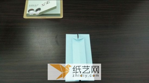 How to make a love origami chopstick bag. How to make a paper chopstick set with illustrations.