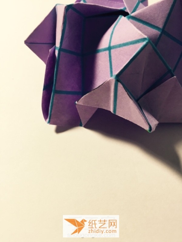 Detailed step-by-step tutorial on making Kawasaki rose origami