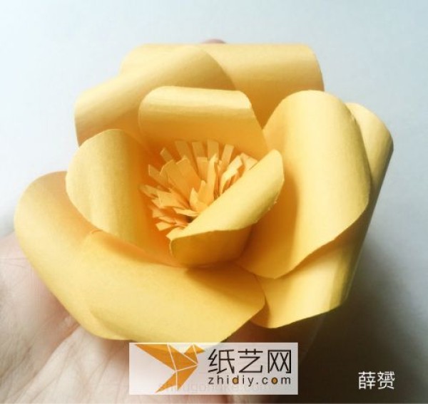 Paper flower origami camellia for Teachers Day classroom decoration