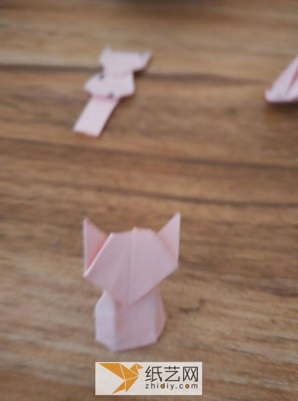 Origami Kitten Bookmark Illustrated Tutorial How to DIY a Cute Bookmark