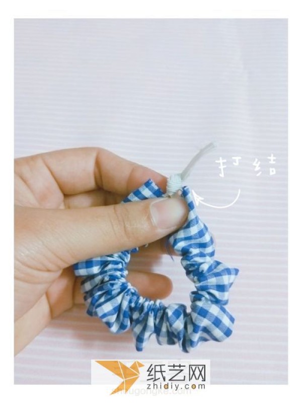 Just make whatever you like and DIY your own fabric hair tie as a Children’s Day gift