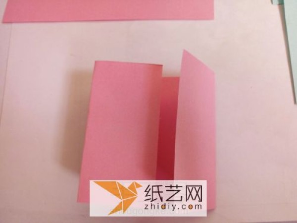 Tutorial on making handmade Valentines Day 3D greeting cards Tutorial on making origami explosion box mechanism