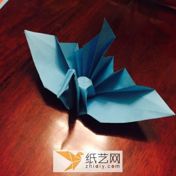 Novel origami paper crane tutorial Creative handmade paper crane DIY folding