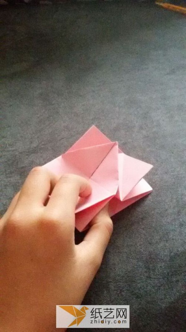 Very simple origami roses