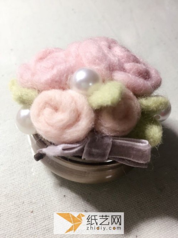 Girly Heart Ring Box Decorated with Wool Felt Valentine’s Day Gifts Can’t Be Bare