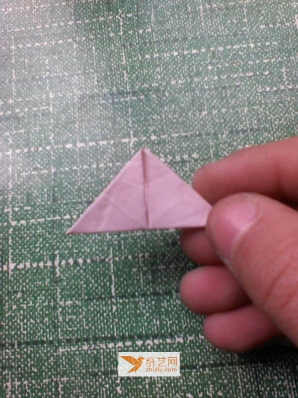 Learn a basic origami triangle tutorial