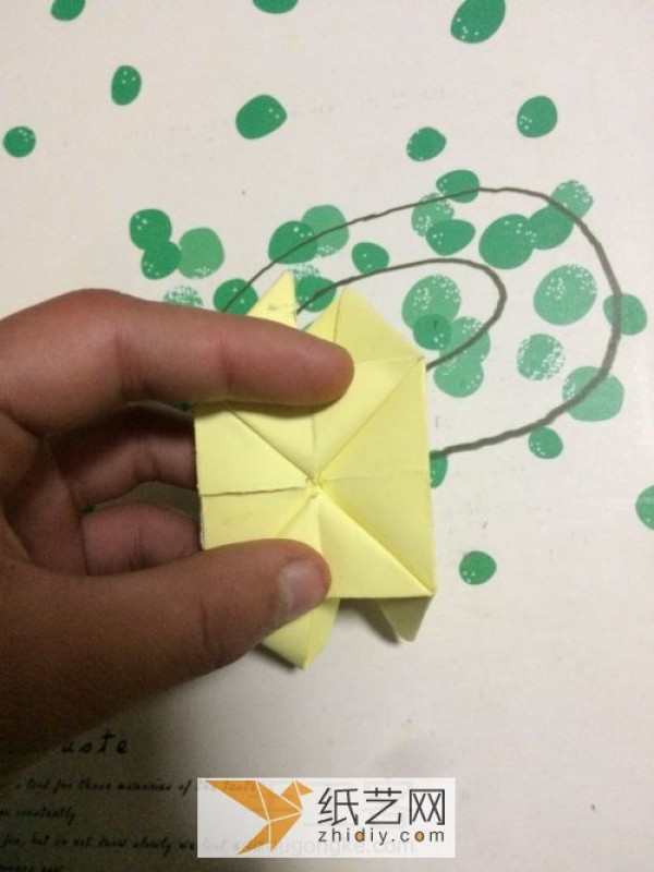 Make a paper rose that is as eternal as a diamond