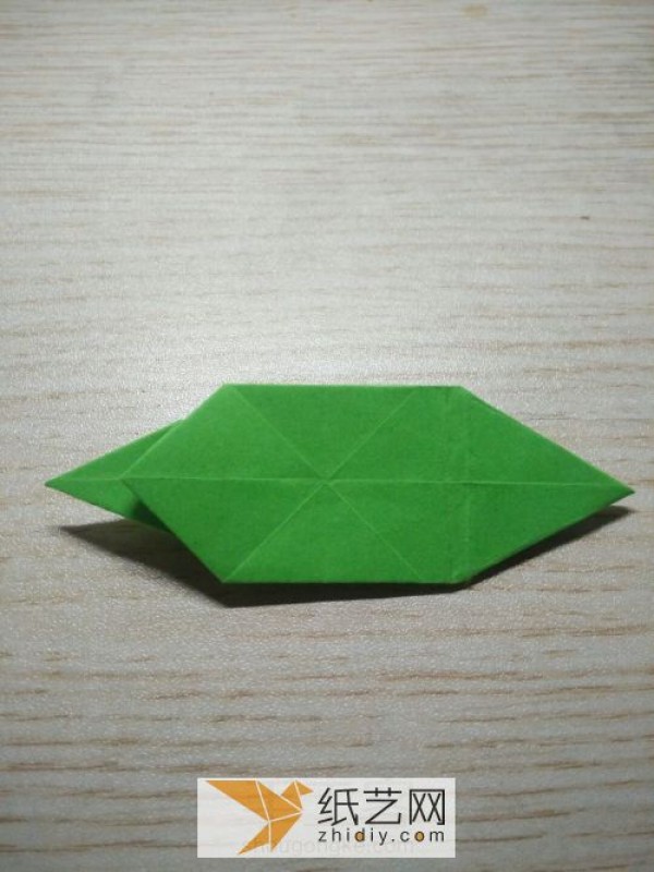 Tutorial on how to make an origami crocodile in Childrens Origami Collection