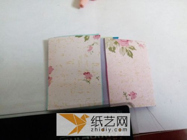 Handmade origami three-dimensional explosion box photo book. This is a super romantic gift for Chinese Valentines Day.