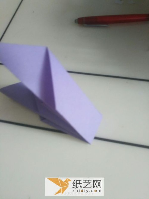 Super Simple Origami Flowers for Teacher’s Day Decoration in the Classroom