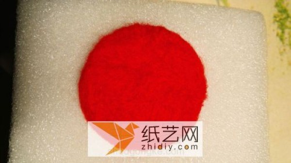 Basic tutorial on how to make wool felt brooch. Handmade cute wool felt brooch for little girl.