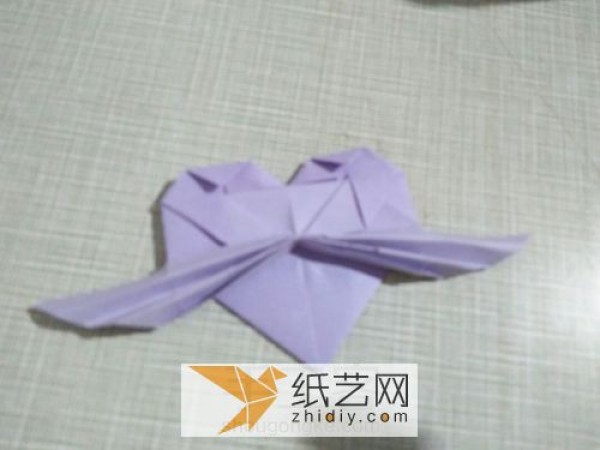 Very easy way to make origami heart with wings for Valentines Day gift