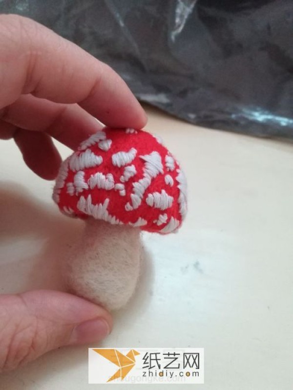 Zero-failure wool felt poking mushroom making tutorial