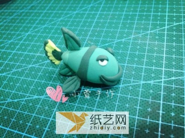 How to make Finding Nemo fish with ultra-light clay. Prepare an underwater world as a Teacher’s Day gift.