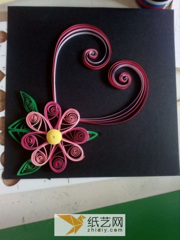 Making a simple and beautiful Teacher’s Day greeting card with paper quilling