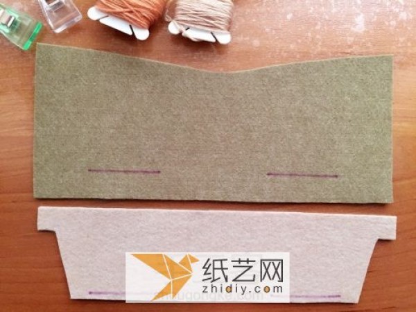 Non-woven long wallet, a safe Valentine’s Day gift