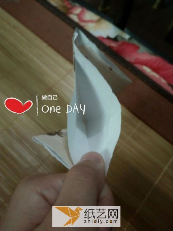 Basic origami paper crane folding method