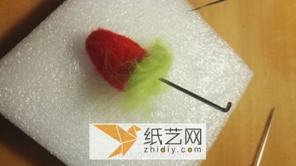 Newbie wool felt small watermelon mobile phone chain Mothers Day gift